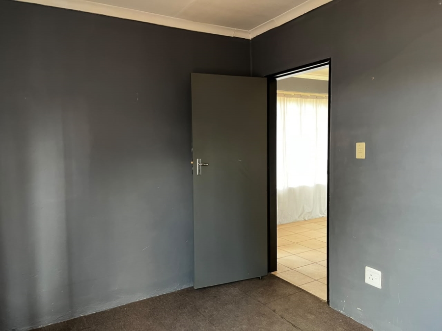 3 Bedroom Property for Sale in Roosheuwel North West